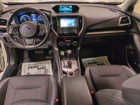 Certified 2023 Subaru Forester Premium image 17