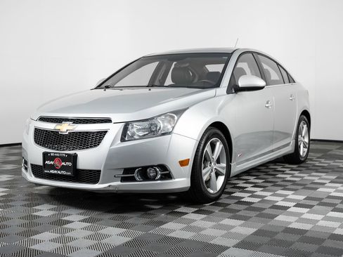 Used 2012 Chevrolet Cruze LT w/ RS Package image 2