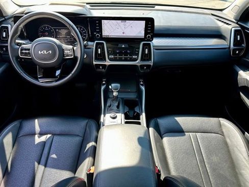 Used 2023 Kia Sorento S FWD image 17