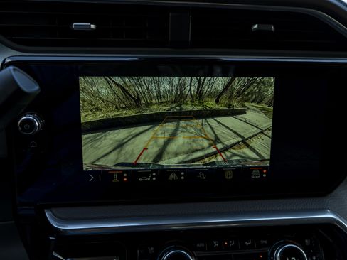 Used 2024 GMC Sierra 3500 Denali w/ Denali Reserve Package image 29