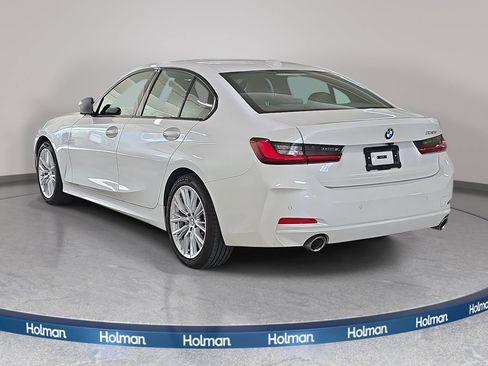 Used 2023 BMW 330i Sedan w/ Driving Assistance Package RWD image 9
