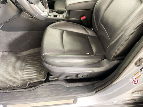 Used 2019 Subaru Outback 2.5i Limited AWD/4WD image 23