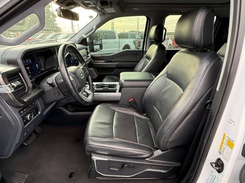 Used 2024 Ford F250 Lariat w/ Lariat Ultimate Package AWD/4WD image 13