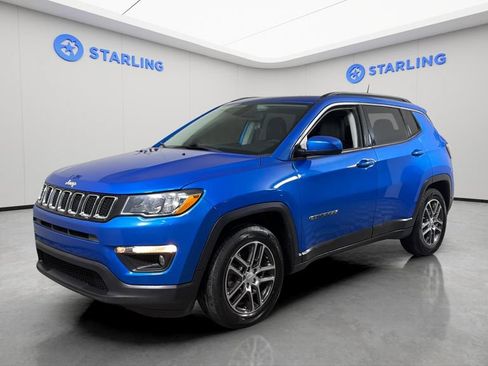 Used 2020 Jeep Compass Latitude FWD image 1
