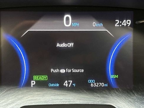 Used 2020 Toyota RAV4 Limited image 17