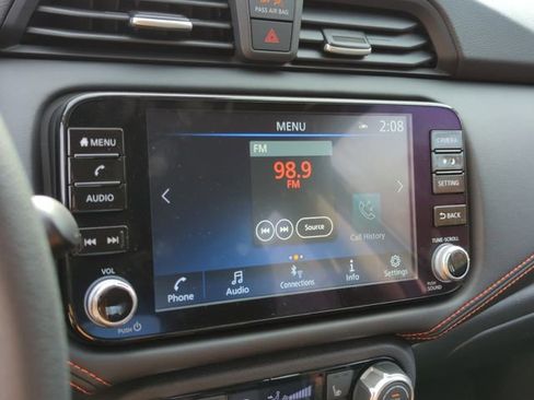 New 2025 Nissan Versa SR w/ Trunk Package FWD image 24