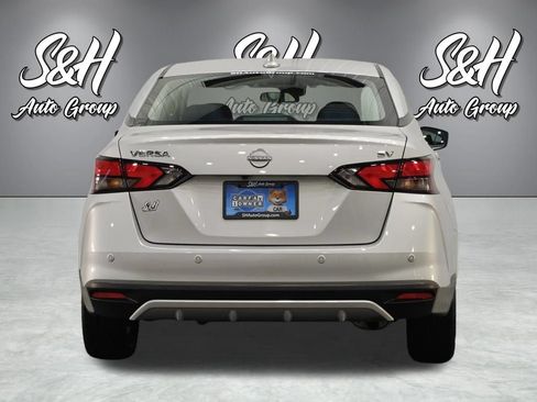 Used 2024 Nissan Versa SV FWD image 15