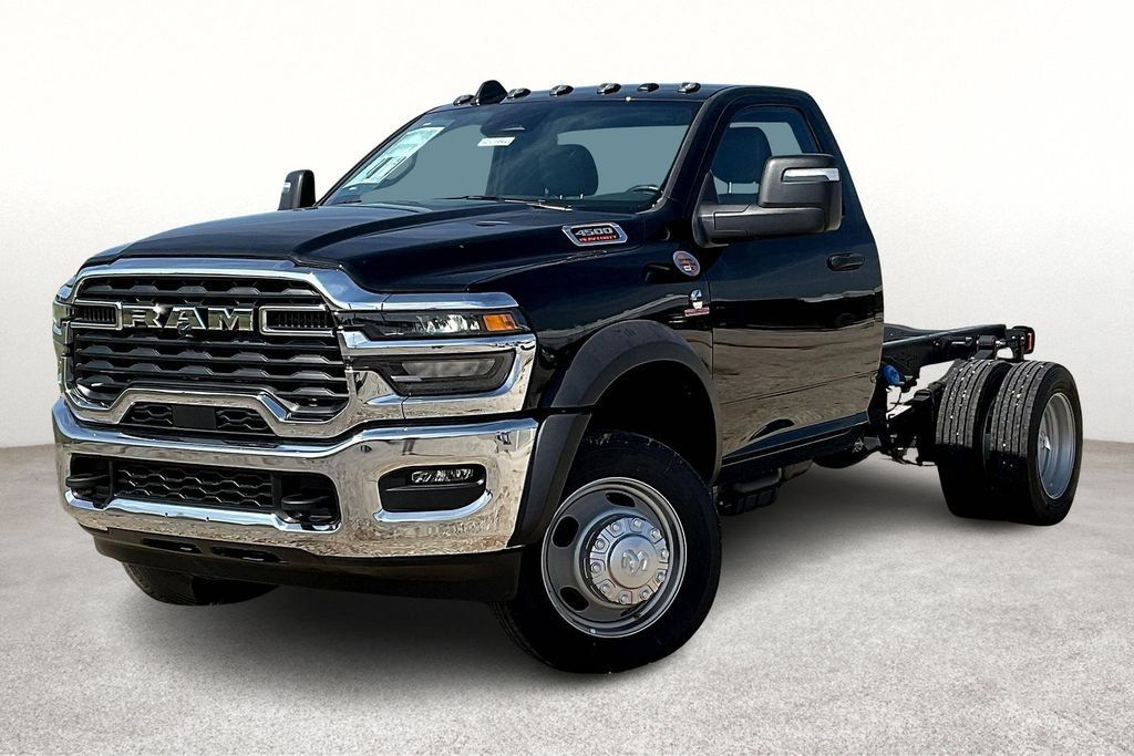 New 2025 RAM 4500 Tradesman RWD image 2
