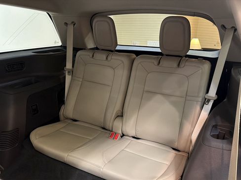 Used 2023 Lincoln Aviator Reserve w/ Elements Package Plus RWD image 25