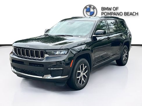 Used 2024 Jeep Grand Cherokee L Limited RWD image 3