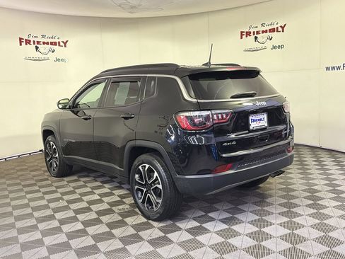 Used 2022 Jeep Compass Limited image 4