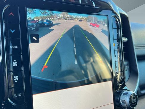 Used 2024 RAM 2500 Laramie image 26