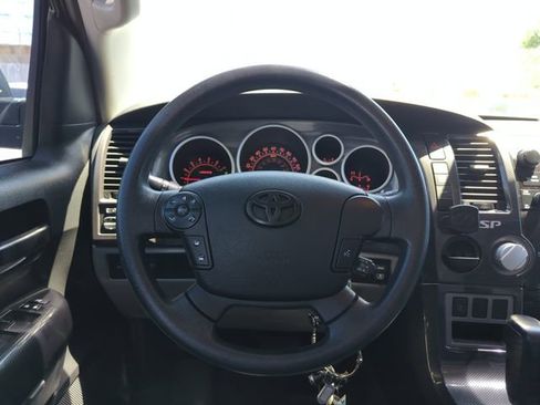 Used 2013 Toyota Tundra 2WD Double Cab w/ SR5 Pkg image 16