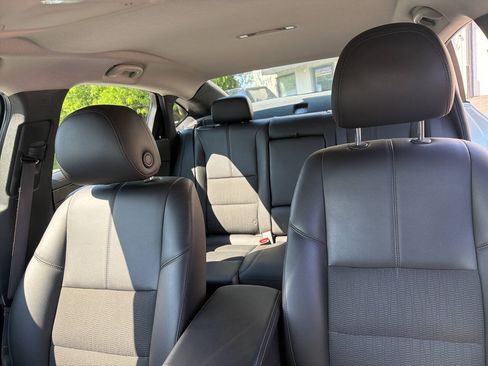 Used 2014 Chevrolet Impala LT FWD image 19