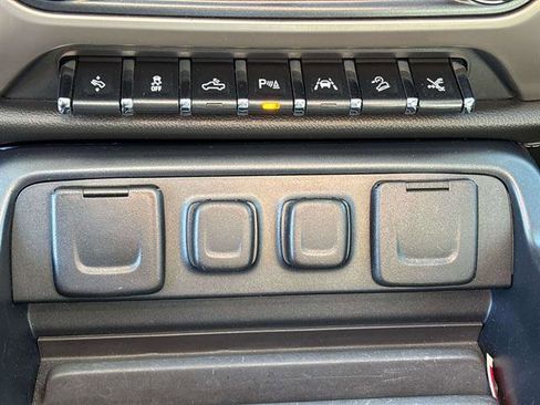 Used 2017 GMC Sierra 1500 Denali w/ Denali Ultimate Package image 25