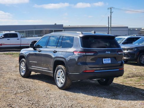 New 2026 Jeep Grand Cherokee L Laredo image 4