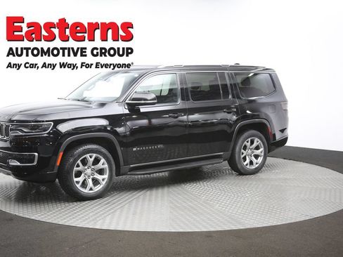 Used 2022 Jeep Wagoneer Series II AWD/4WD image 57
