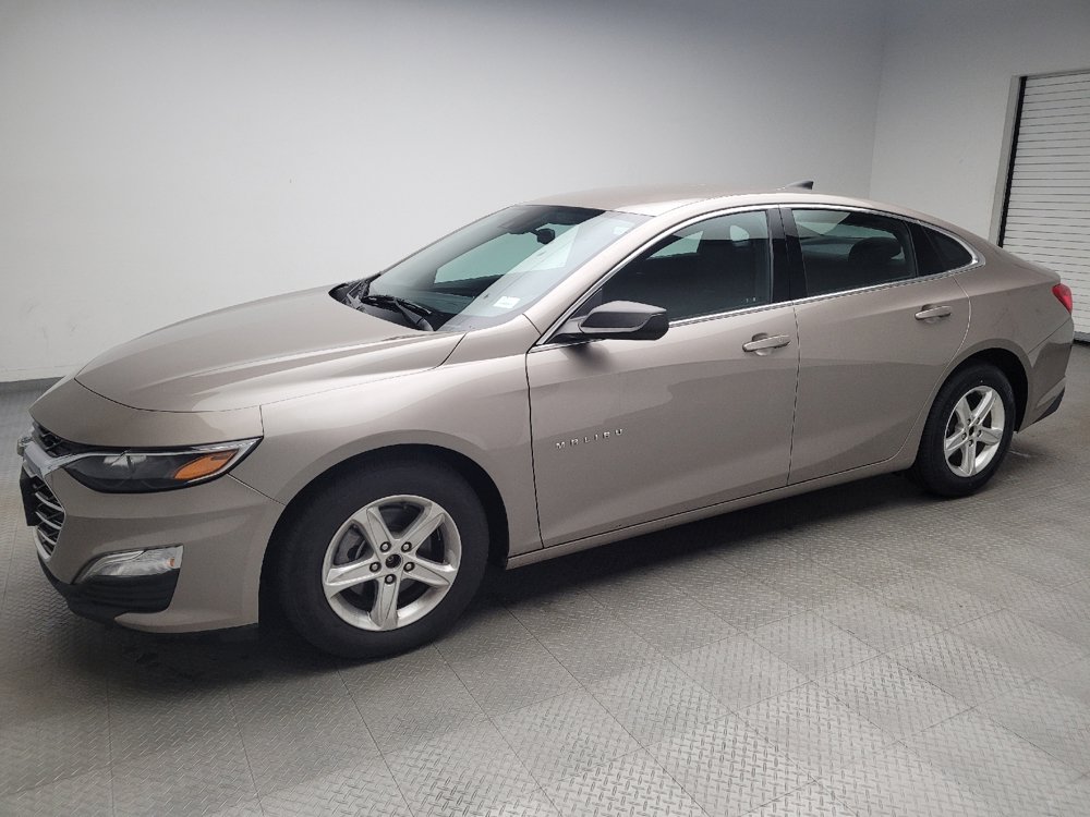 Used 2023 Chevrolet Malibu LS FWD image 2