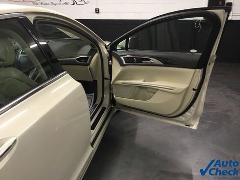 Used 2015 Lincoln MKZ AWD w/ Equipment Group 102A Reserve image 41