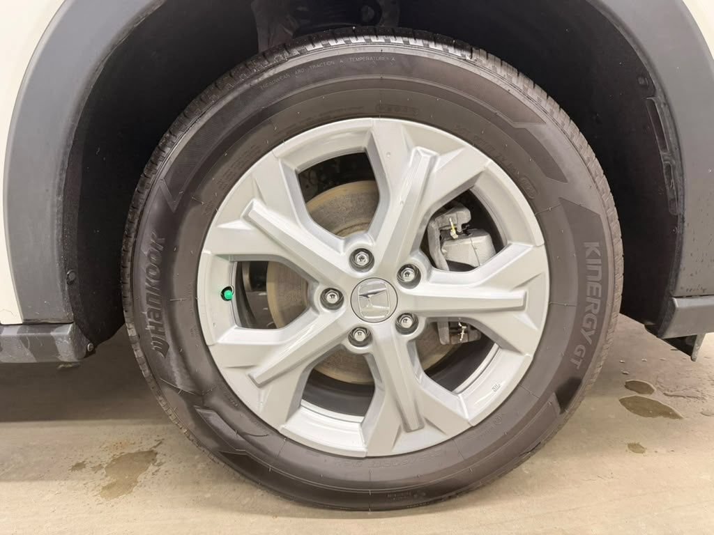 Certified 2025 Honda HR-V LX image 14