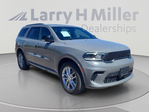 Used 2025 Dodge Durango GT AWD/4WD image 7