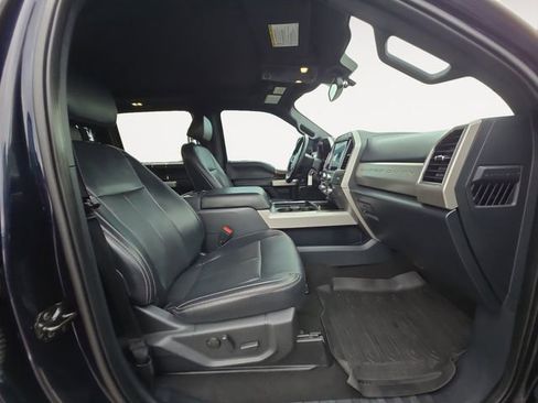 Used 2022 Ford F350 Lariat w/ Camper Package image 15