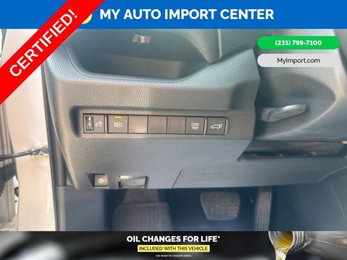 Certified 2025 Toyota RAV4 XSE AWD/4WD image 14