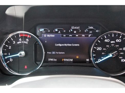 Used 2022 Ford F350 Platinum w/ FX4 Off-Road Package AWD/4WD image 15