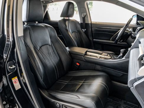 Used 2019 Lexus RX 350 FWD w/ Luxury Package image 36