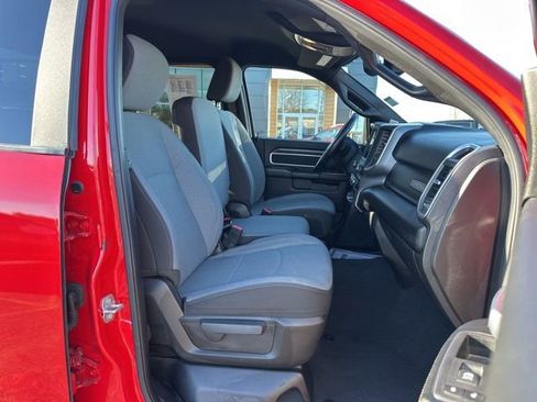 Used 2024 RAM 2500 Big Horn w/ Bed Utility Group image 29