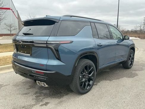 New 2026 Chevrolet Traverse RS w/ LPO, Floor Liner Package AWD/4WD image 6