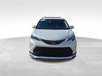 Used 2024 Toyota Sienna XLE video 2