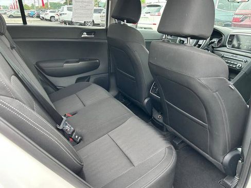 Used 2022 Kia Sportage LX image 29