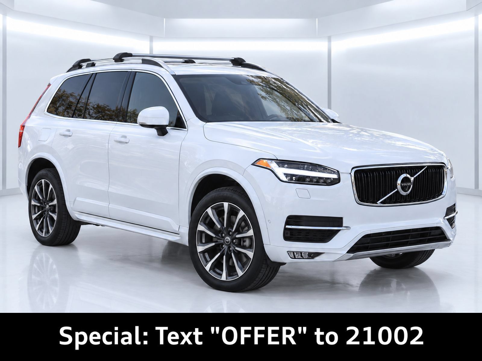 Used 2017 Volvo XC90 T6 Momentum w/ Vision Package AWD/4WD image 2