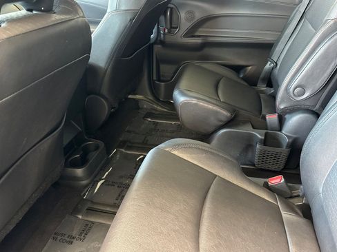 Certified 2023 Toyota Sienna XSE w/ XSE Plus Package FWD image 16