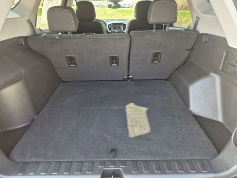 Used 2023 GMC Terrain SLE w/ Driver Convenience Package AWD/4WD image 11