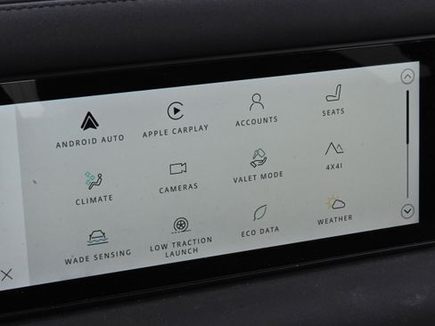 Used 2022 Land Rover Defender 110 X-Dynamic SE image 15