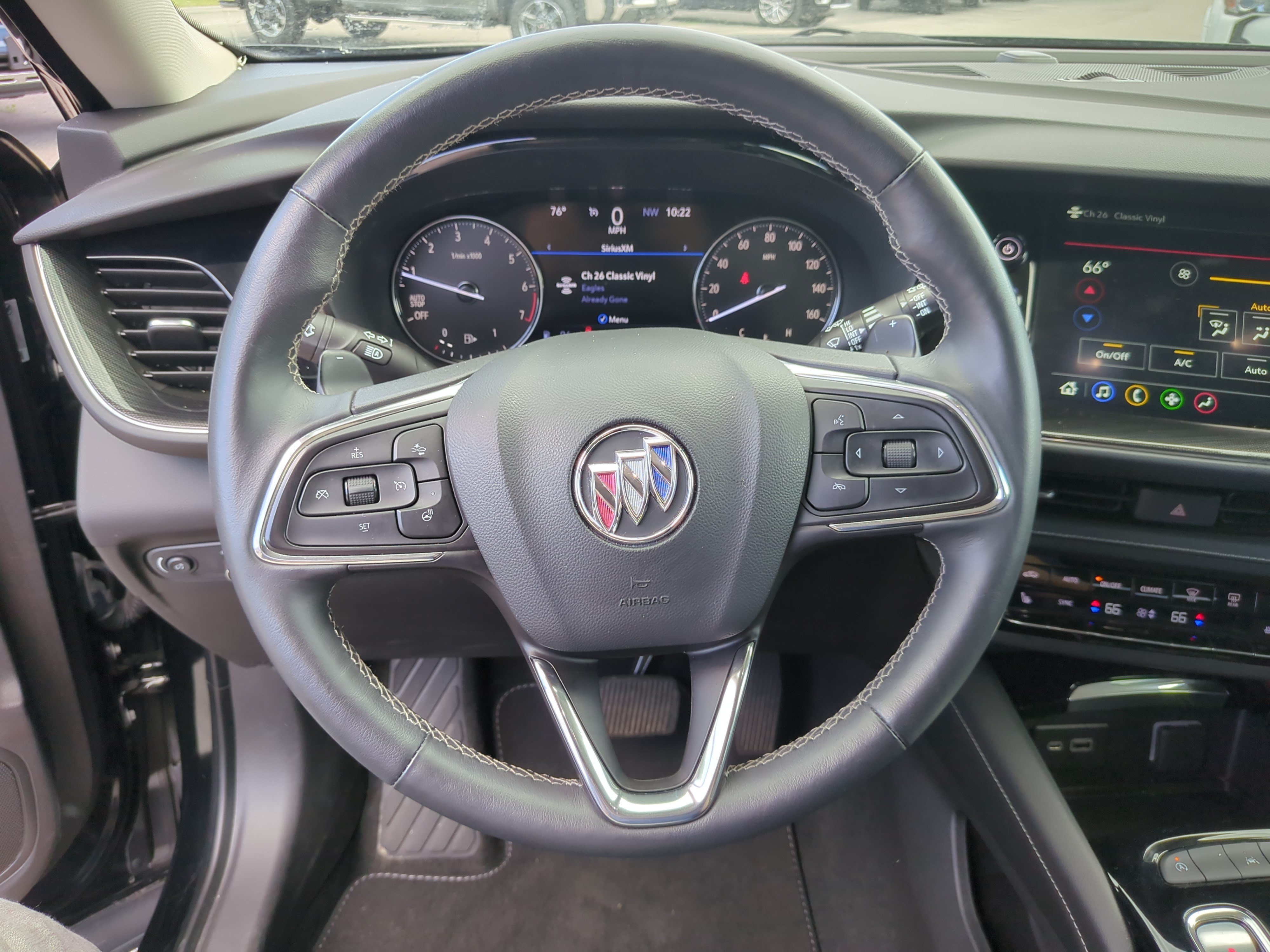 Used 2022 Buick Envision Essence w/ Safety Package FWD image 7