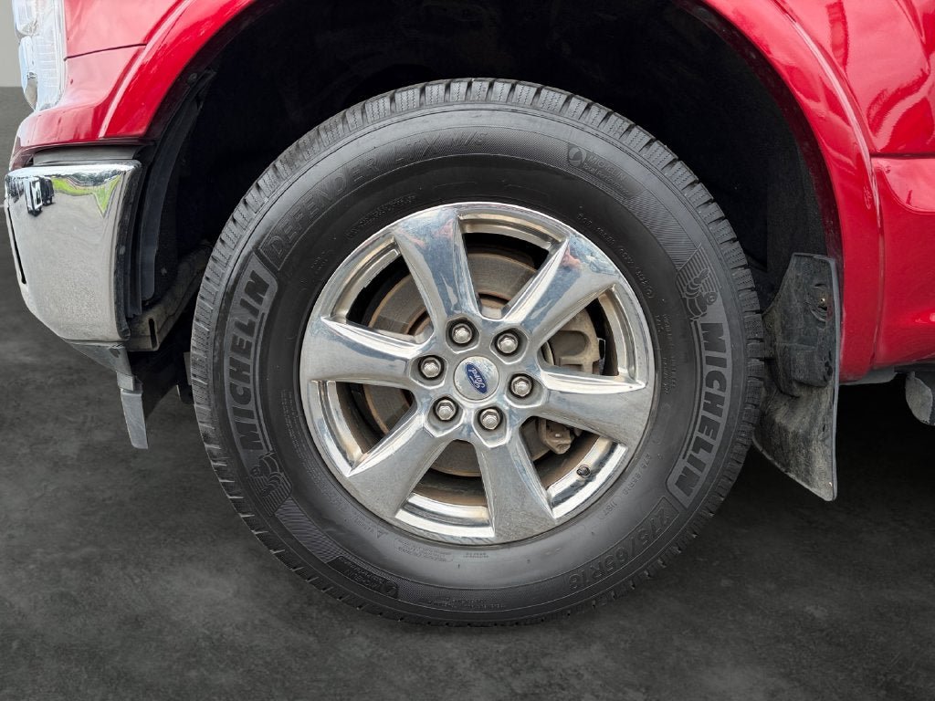 Used 2019 Ford F150 Lariat w/ Equipment Group 502A Luxury AWD/4WD image 4