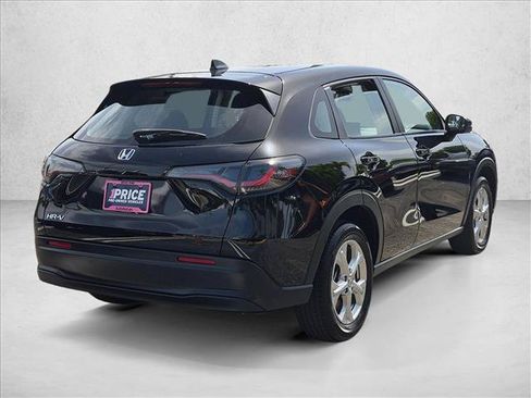 Certified 2023 Honda HR-V LX image 5