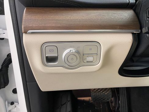 Used 2026 Mercedes-Benz GLE 350 4MATIC image 18