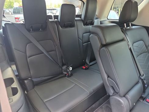 Used 2025 Nissan Pathfinder Platinum w/ Cargo Package AWD/4WD image 44