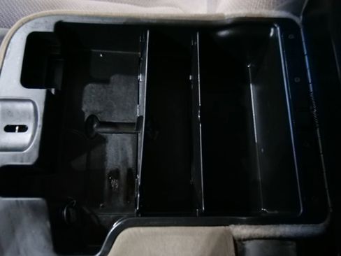 Used 2005 Dodge Ram 2500 Truck SLT w/ Light Group image 31