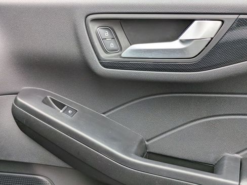 Used 2025 Ford Escape ST-Line image 29