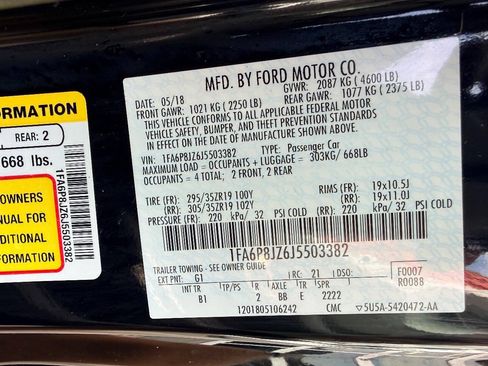 Used 2018 Ford Mustang Shelby GT350 w/ Convenience Package RWD image 42