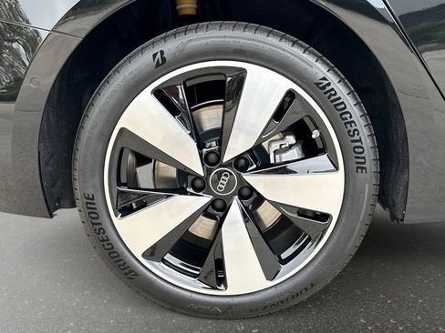 Used 2025 Audi A5 2.0T Premium w/ Convenience Package image 8