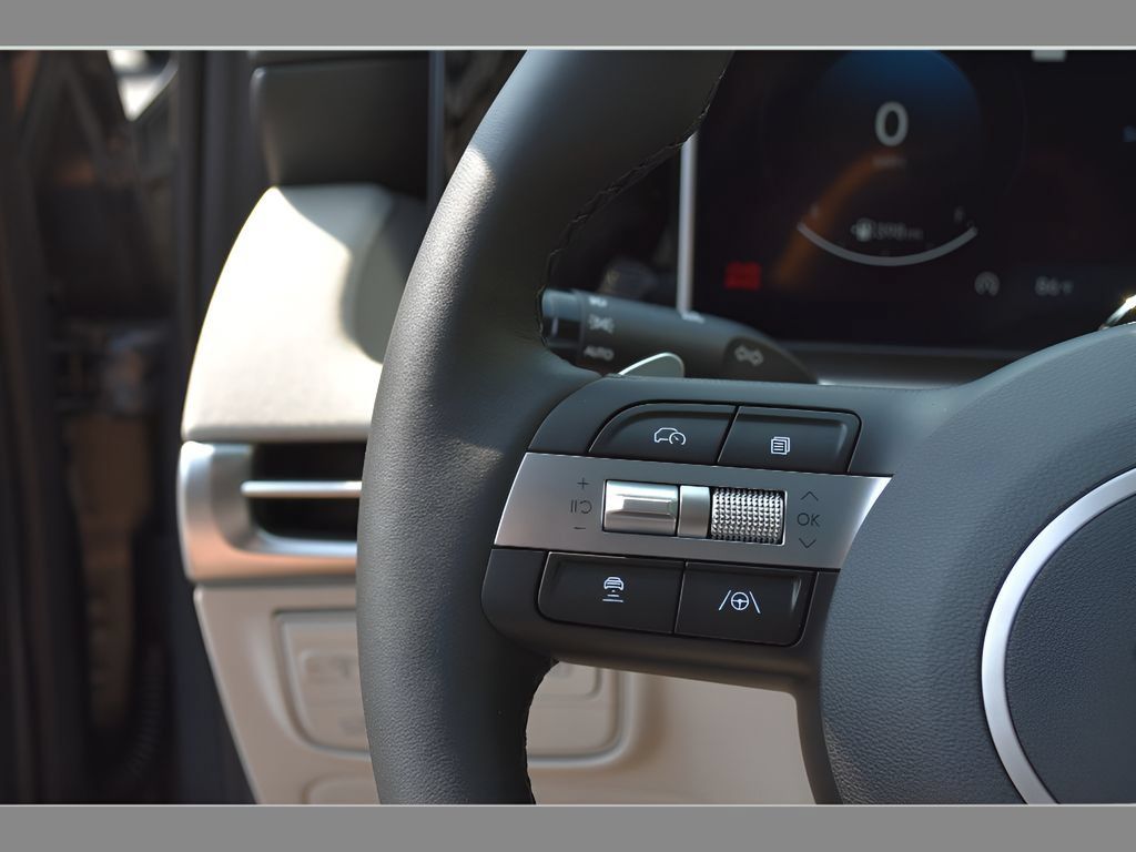 Used 2025 Hyundai Tucson Limited FWD image 20