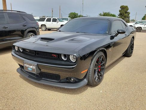 Used 2023 Dodge Challenger R/T Scat Pack w/ Plus Package RWD image 4