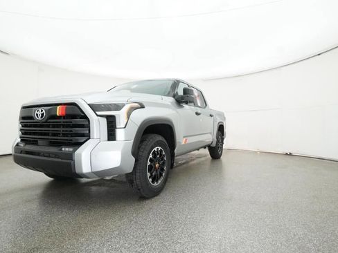 New 2026 Toyota Tundra SR5 AWD/4WD image 32