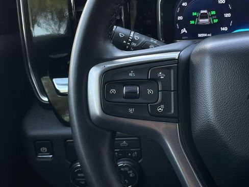 Used 2025 Chevrolet Silverado 1500 LT image 14